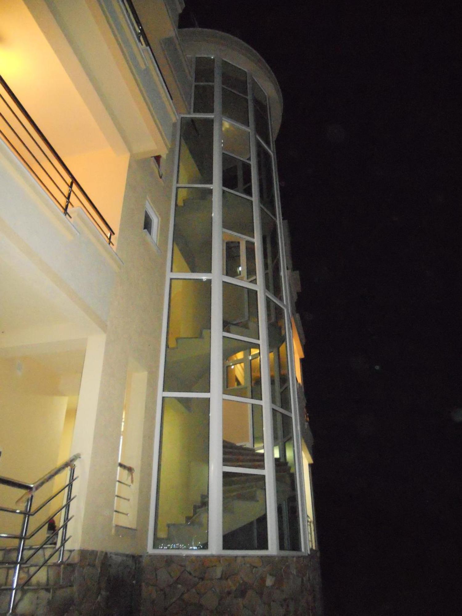 Kopernikus Apartments Ulcinj Extérieur photo